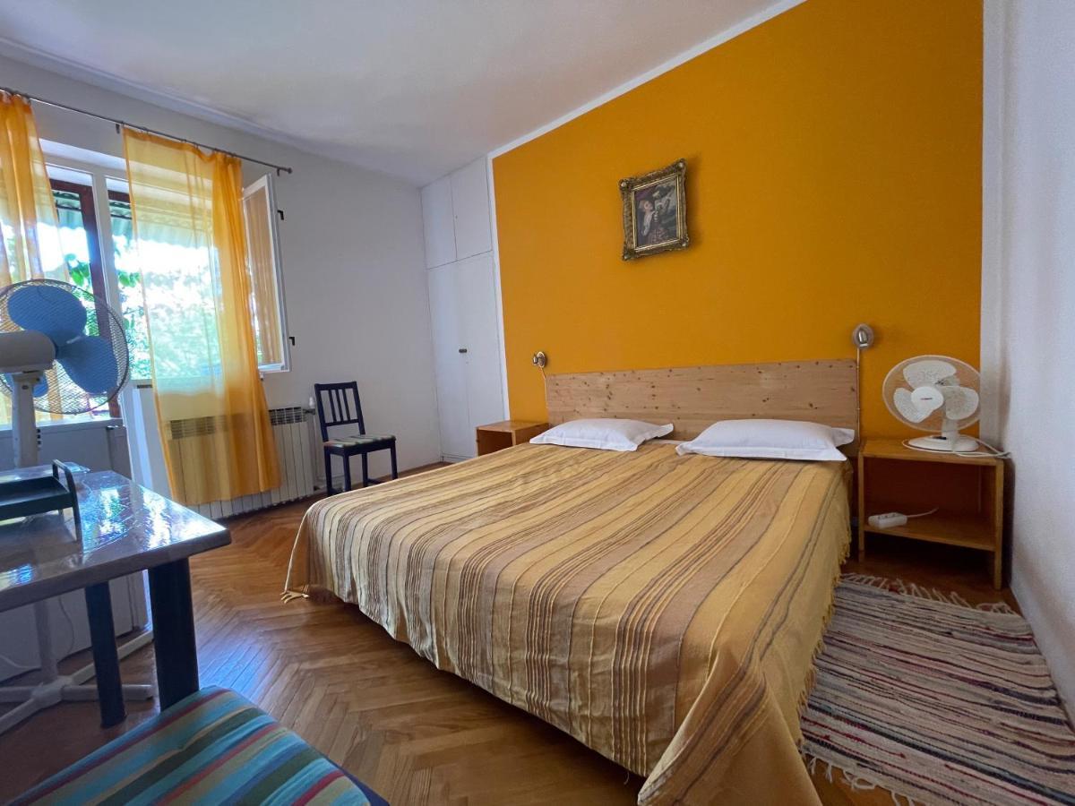 Hvar Guesthouse - Double Bedroom With Private Bathroom Jelsa  Exterior foto