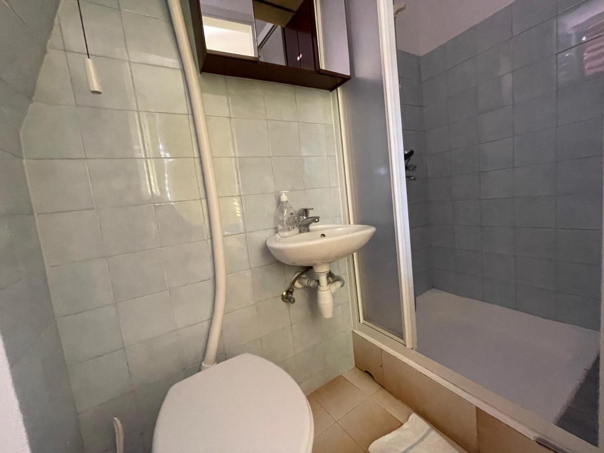 Hvar Guesthouse - Double Bedroom With Private Bathroom Jelsa  Exterior foto